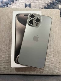 ايفون 15 برو ماكس • ٢٥٦ • بطارية ٨٧%