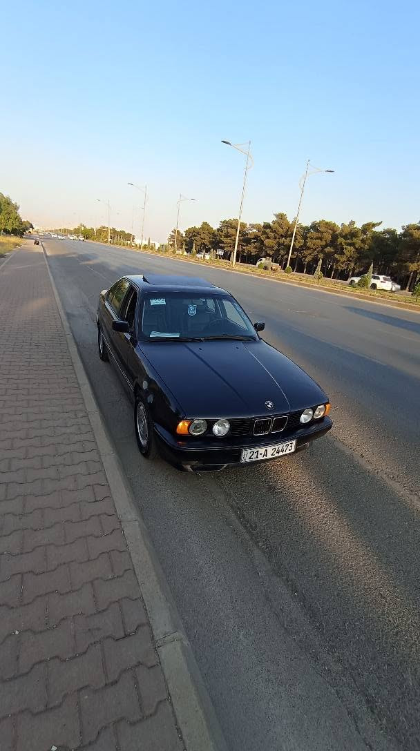 BMW E34 525 / 1992 / ئۆتۆ ماتیك 
تەبرید ڕەقەمو سەنەویو هەزەی تازەیە بەناوخۆمەوەیە پیتاقەی بەنزینی هەیە / گۆڕینەوەش دەکەم كركوك, العراق


**إذا كنت صاحب هذا الإعلان وتريد حذفه لأي سبب، رجاءا أرسل رسالة إلى الدعم الفني**