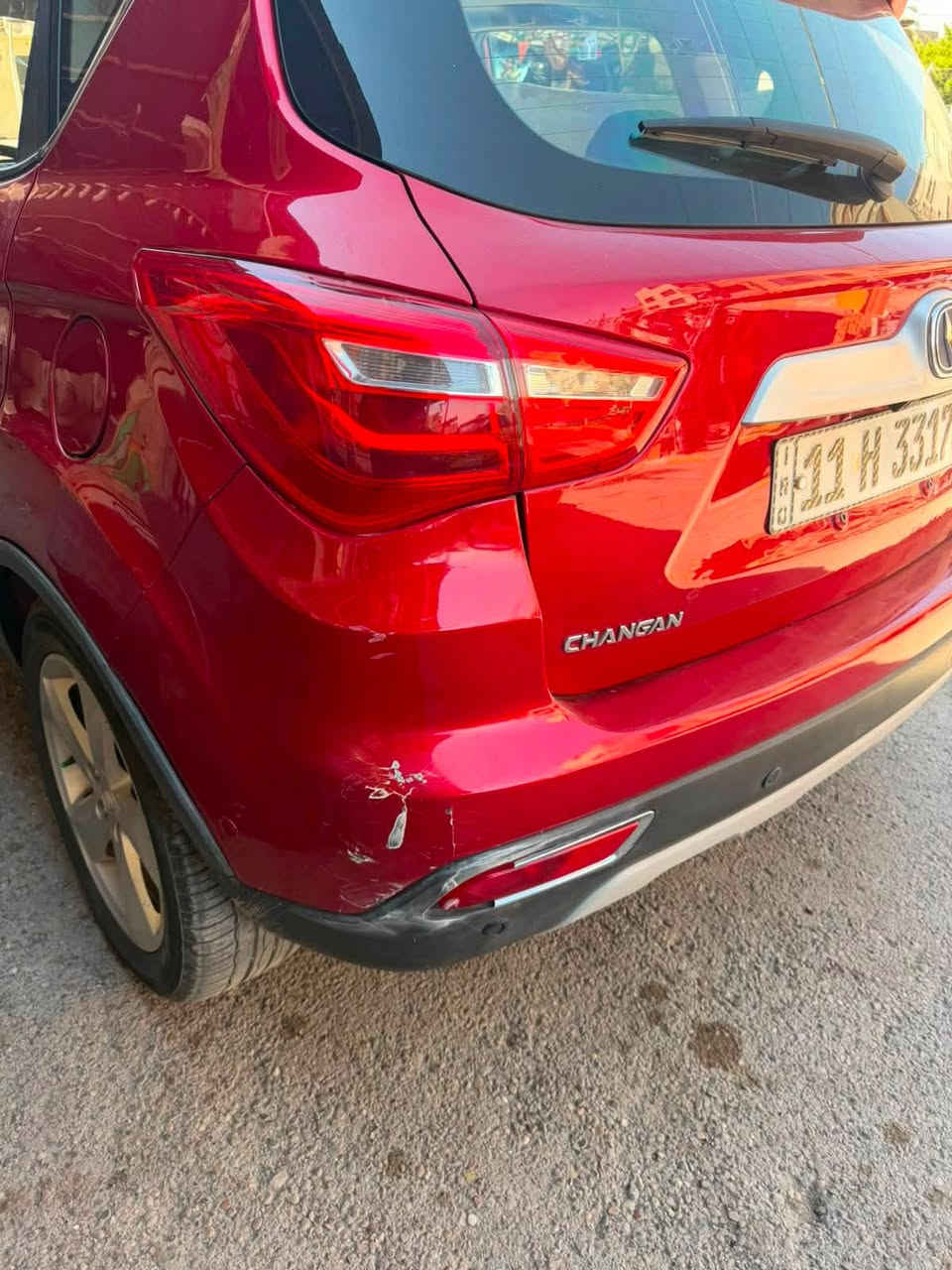 السلام عليكم
شانجان cs35  موديل 2019

السيارة بأسمي رقم بغداد     مكان السيارة الكرادة

حادثها جاملغ الايمن معدل نفسه ومصبوغ

وتبديل دعامية امامية وخلفية اصلي 

سعر 102$ وبيها مجال بسيط
تبريد شغال كل نقص ما بيها 
***********
