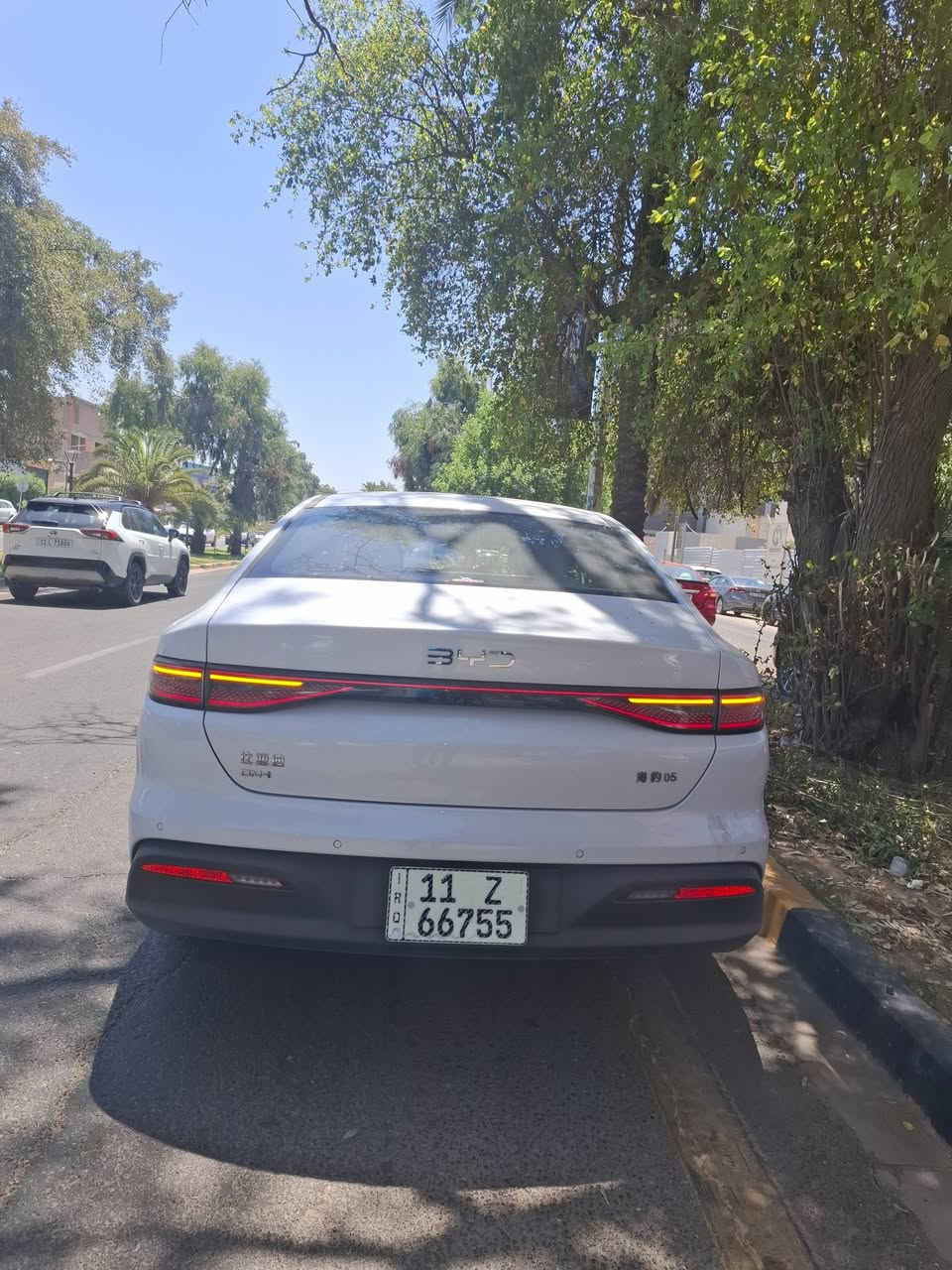 السلام عليكم للبيع او مراوس byd سيل 5 داخل ابيض 2025 رقم بغداد شبه مميز مكاني بغداد ماشيه ٩و٨٠٠ محرك و كهرباء كلين تايتل السعر ١٩و٩٠٠
***********
