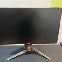 شاشة Asus ROG • ٢٧ بوصة • خط بالنص