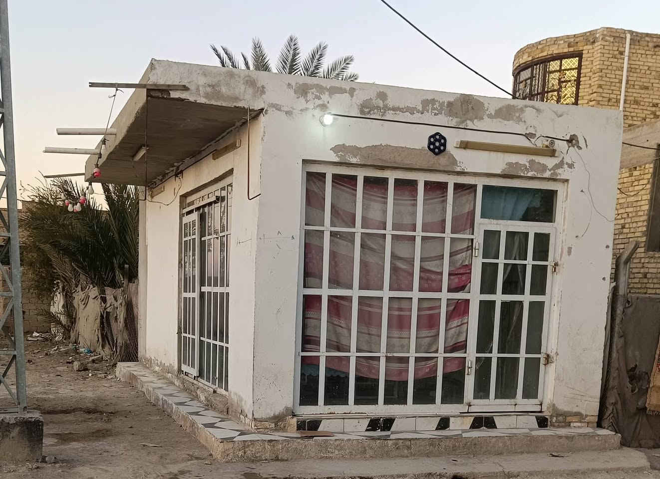 محل للايجار يصلح مخبز او اسواق الطول ٨ م والعرض ٤ حي الشرطة قرب العمارات شارع عشرين


**إذا كنت صاحب هذا الإعلان وتريد حذفه لأي سبب، رجاءا أرسل رسالة إلى الدعم الفني**