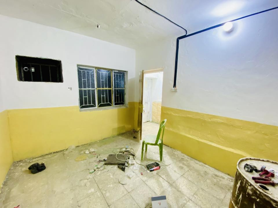 بيت للبيع او رهن مساحتة 43م  كلشي واضح بالتصوير الفيديو منطقتة تخبل  الرهن 30 بيع55 *********** واتساب
