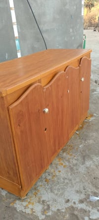 خزائن • للبيع • ٨٠