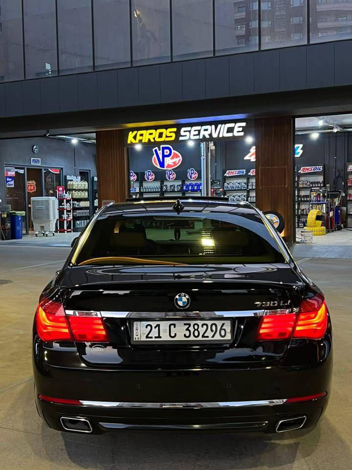 السلام عليكم من رخصة الإدارة للمراوس مع جيب 21او 22 bmwموديل 15خليجي بسمي ماشي 110الف محرك 6سلندر تنفس طبيعي نوزل قصير المرغوب الاقتصادي بدون اي مسج او عطل مسويله ادامه كامله بدون اي نقص 
***********
