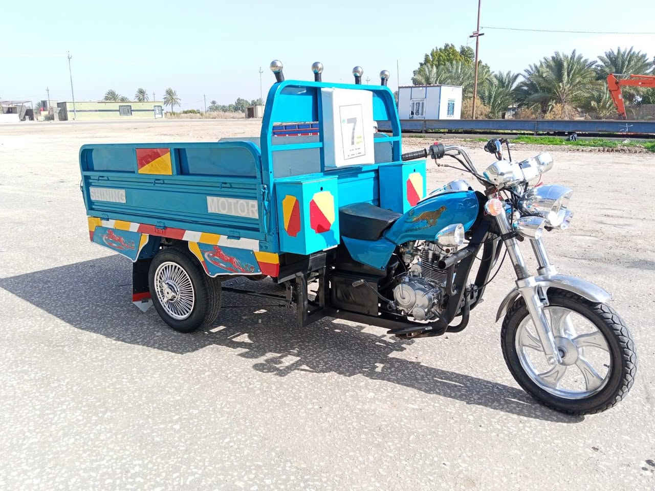 السلام عليكم ستوته للبيع موديل20 أوراق اصولي ركبه مكفولة كهربائيات كله شغالة ستوته جهازه من كلشي السعر مليون 400 وبيه مجال مكاني  بابل ***********
