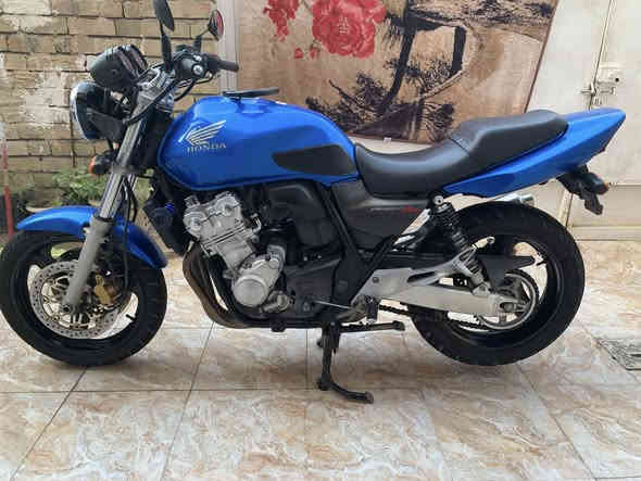 ياالله سلام عليكم بطح سيبي فور 400cc للبيع ماصار شهر من طلعتها من معرض تميم التميمي الدراجة معروضة بسعر 25 ورقة او بيها مجال بعدهي جديدة او نضيفة او من جبتها او الحد الان ما ملعوب بيها ولا اسبانه ممدودة عليها فقط انكسر الجاملغ الامامي / كل التفاصيل ذكرتها الك او اسف عل اطالة الموضوع لليحب يستفسر عل واتساب ***********
