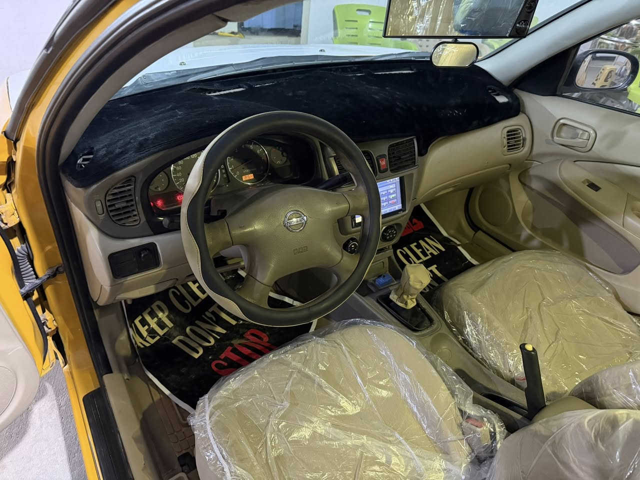 السلام عليكم
نيسان سني
2011 مؤسسه
بيه هلال الجاملغ صبغ 
وبارد بقبغ الصندوق
محرك كير الك الفحص
محرك مبدل جديد
رقم بغداد شرط التحويل
مكان السياره الانبار حديثه
سعر 85 ورقه وبيه مجال 
***********
