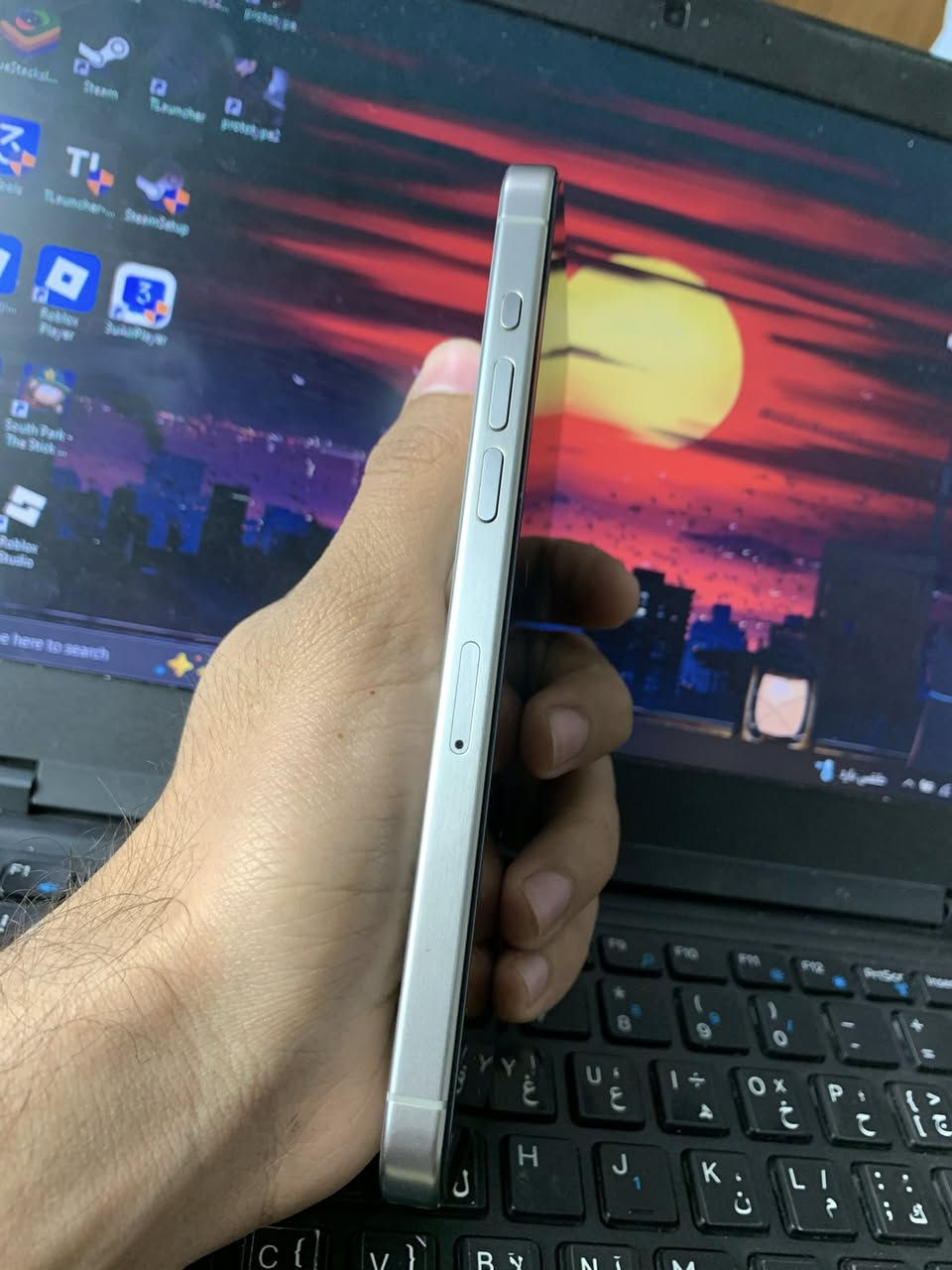 ايفون 15 برو ماكس
دبل سيم كارت 📤
ذاكره 256
بطارية 90‎%‎🔋
نضافة 100‎%‎💎
لون تياتنيوم 🩶
السعر :1،150،000💸
بغداد الدوره حي الميكانيك📍


**إذا كنت صاحب هذا الإعلان وتريد حذفه لأي سبب، رجاءا أرسل رسالة إلى الدعم الفني**