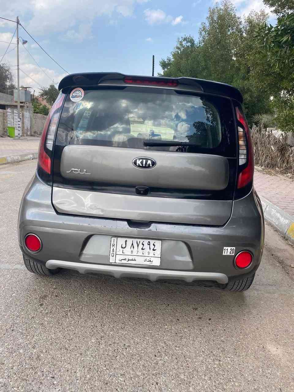 السلام عليكم
كيا صول2019 
لون رمادي 
ثلاث انواع قياده 
1.ايكو 2.سبورت 3.عادي 
حادثهاا بنيد جاملغ امامي 
ماشيه 118 ميل
 شاشه جبيره 
     كامره
مانع انزلاق 
تحديد مسار 
مثبت سرعه
  السعر 120 وبيها مجال 
رقم بغداد 
  ويل حجم 18
تحويل ثاني يوم 
الرقم الاستفسار  
***********

 *********** 
مكاني ديالئ 
خابر وتدلل
