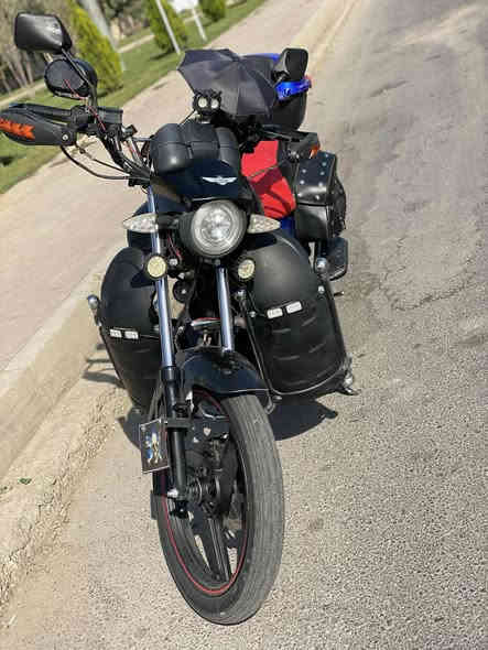 السلام عليكم ماطور هيوش 21 محرك كبس كلو بلادي بل شرط ***********
