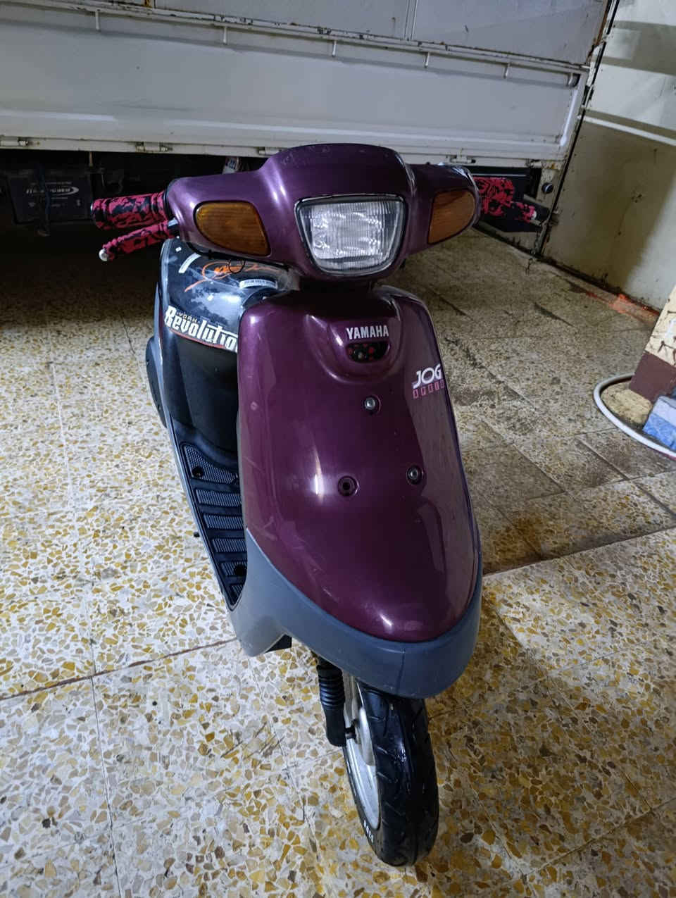 السلام عليكم ماطور بوتين ما مفتوح المكينه فقط بس قبق هندر السعر 550 بيها مجال عنواني موصل للاستفسار على هالرقم/***********/***********
