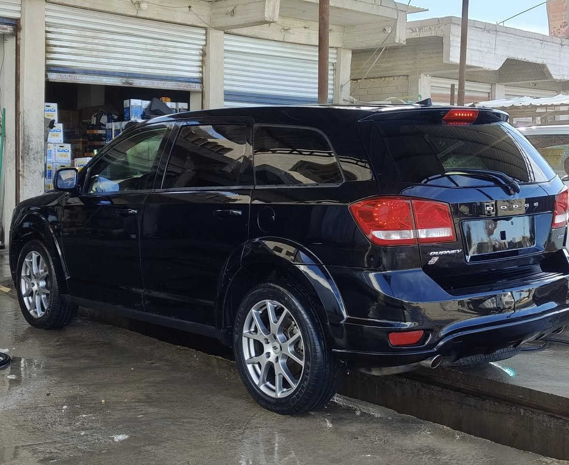 جورني 2019 
6 سلندر  GT
اللون اسود
بدون لوحات أصولي تتسجل بأي محافظة 
رقم الشاصي مرفق بالصور 
حادثها جاملغ راجع نفسه والدعامية نفسها 
والبنيد مبدل اصلي 
ماشية 84000 ميل
السعر 125 
الموقع البصرة - قضاء المدينة 
للتواصل ***********
