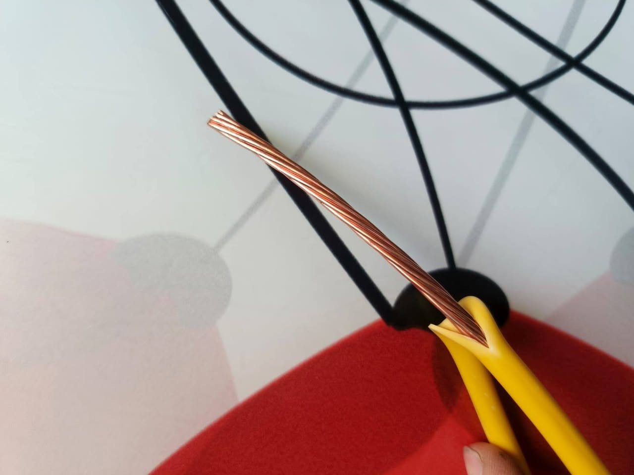 كيبلات عدد 2
4*10
 تركي
جديد غير مستعمل
طول 17 متر الواحد
بسعر مناسب
***********
