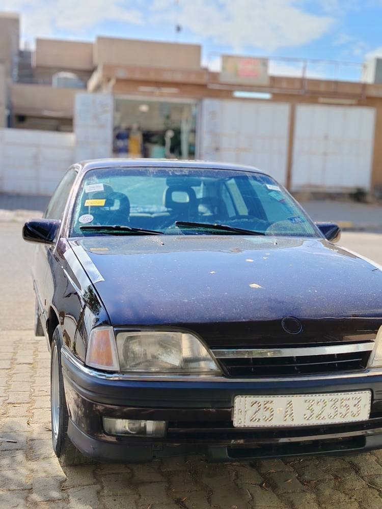 يالله اوبل اوميكا للبيع موديل 92
محرك الفين بلادي كير عادي جام اوتو سياره بدون حادث مره وحده مصبوغ شرط 
فتحه سيدي اربع تجوات شرط كير محرك
كفاله صدر امامي خلفي  اناره سنويه جديده رقم جديد تحويل مباشر السعر37
وبيه مجال مكان السياره كركوك حي عسكريه للستفسار *********** كركوك, العراق
