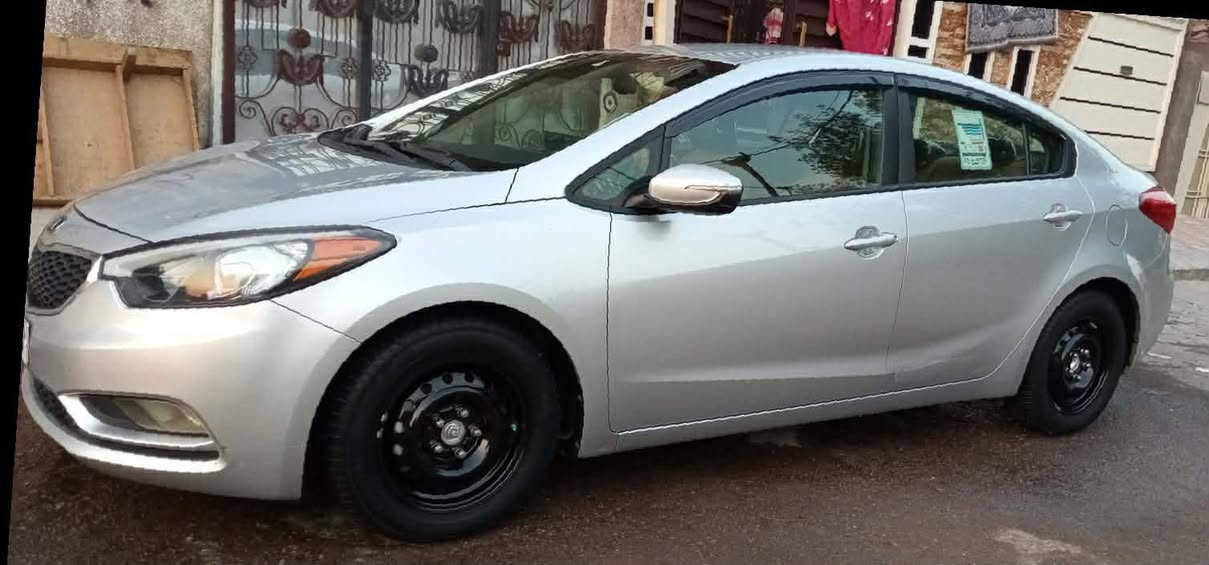 فورتي 16
حادث دعاميه امامي فقط بدون دواخل وبارد قليل 🫴
مكينه 1800 دوش مامتوحه ماشيه 145
كير بلادي 
موصفاتها 
اشير بالمري 
تحكم جهتين 
كشافات 
داخل صاج 
دوشمه كامله +تخم تاير وصدر جديد +منظومه زنون 
مكاني بغداد 
السعر 118 
رجا اقر المنشور للاخير 
ترهم مراوس بتكسي 🫴👍🚖
***********
