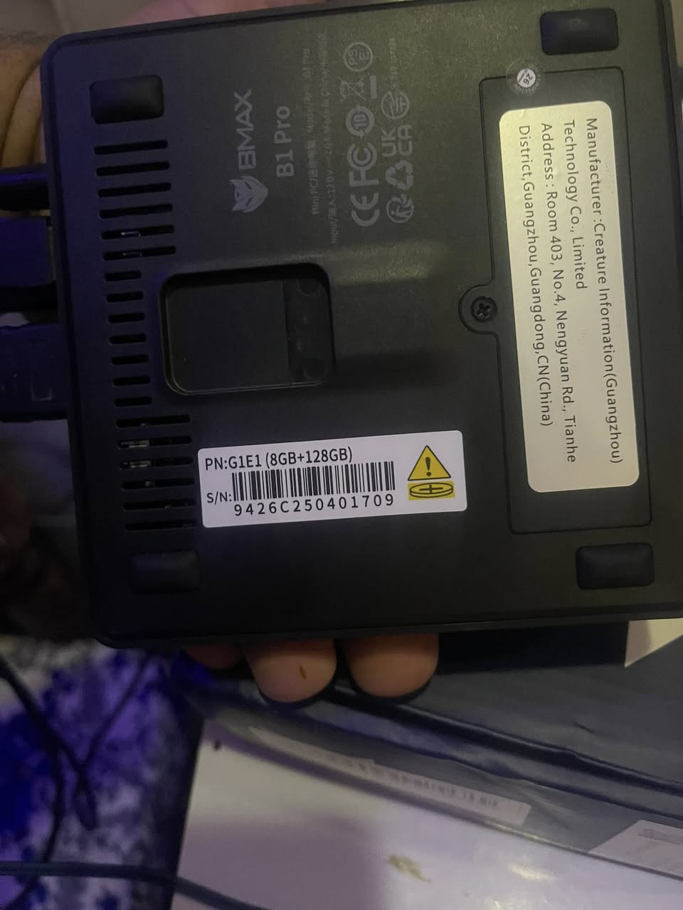 السلام عليكم مني بيسي ذاكرته ومواصفاته بل صور حط سعر وبل عافيه هوه والكيبورد الميكانيكي
***********
