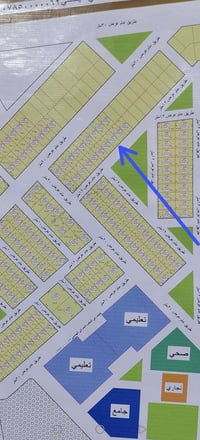 165481 قطعة أرض للبيع مقابيل حديقة شارع ١٢ متر خدمات ديشتغلون بيها وسع...