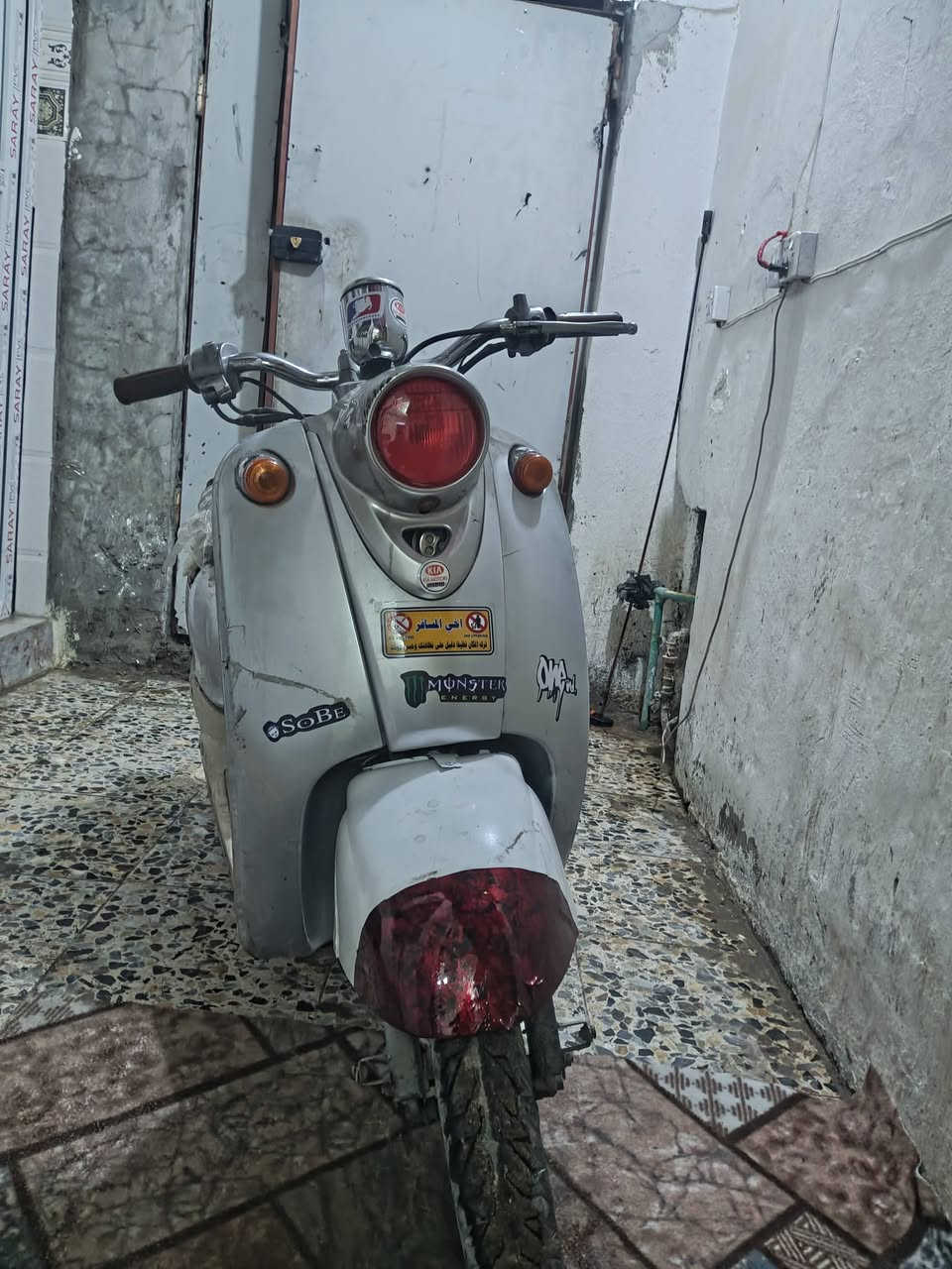 سلام عليكم دراجه كلاسك لبيع نكره واحده سعر 175وبيه مجال عنوان بغداد مدينة الصدر قطاع  57
رقم وتساب *********** متواجد اب وقت خابر وتساب
