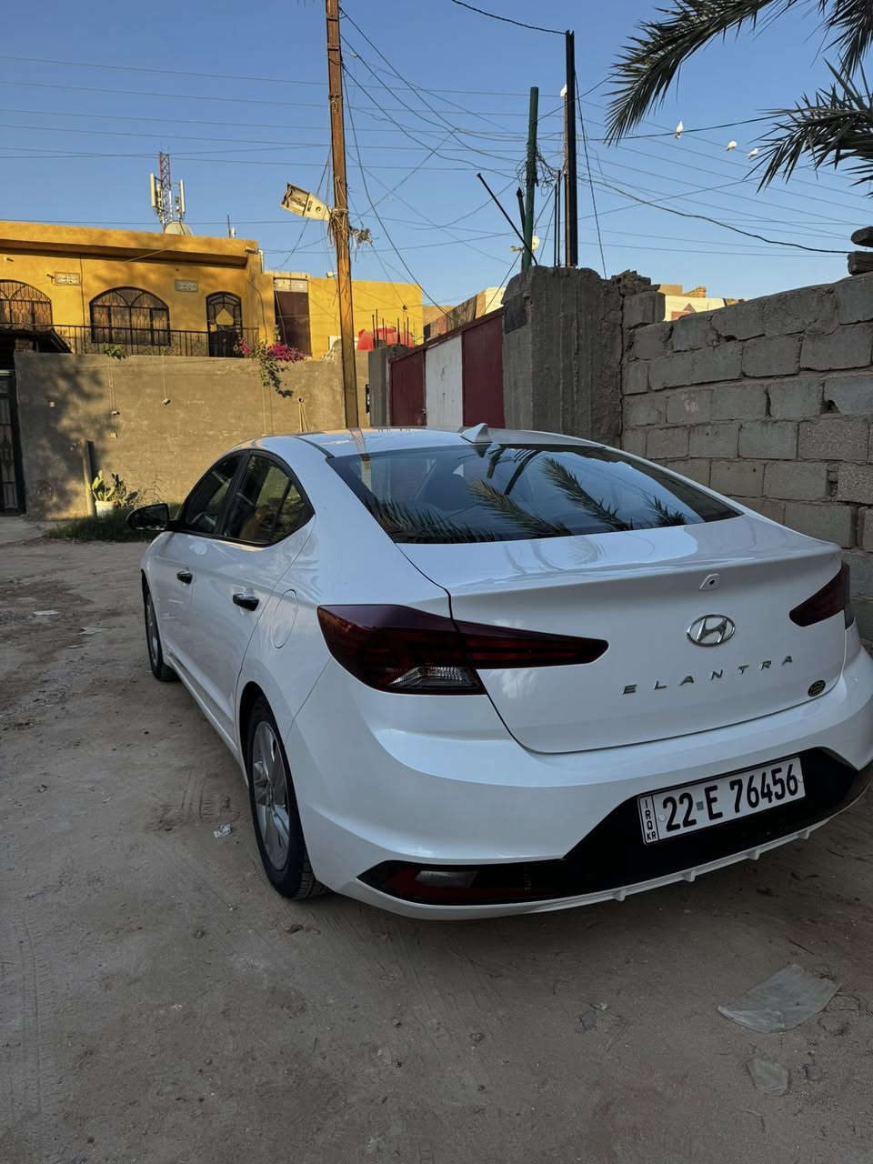 سلام عليكم النترا البيع موديل 2020 امريكي حادثها فقط صبغ قطعة جاملغ وربع البنيد شرط الفحص   كير مكينه 2000 دوش ماشيه 68الف رقم اربيل دولي حداديه تخم تاير تبريد كله جيد السعر 135وبيها مجال مكان كربلا/طويريج *********** /***********
