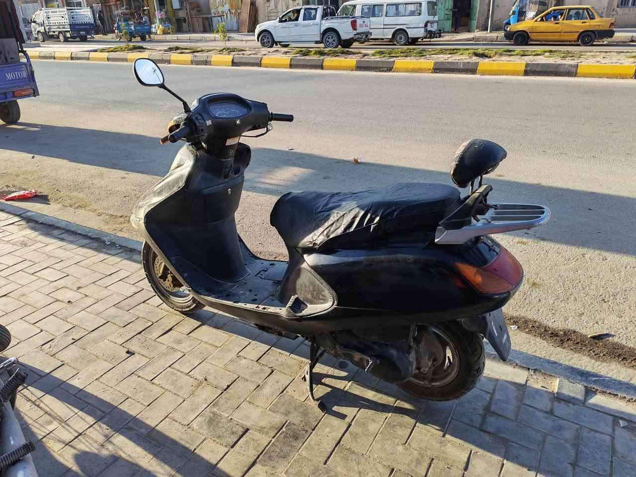 السلام عليكم ورحمه الله
دراجه سبيسي ياباني السعر 250 وبيها مجال 
كربلاء حي الغدير 
***********
مكلف بانشر
