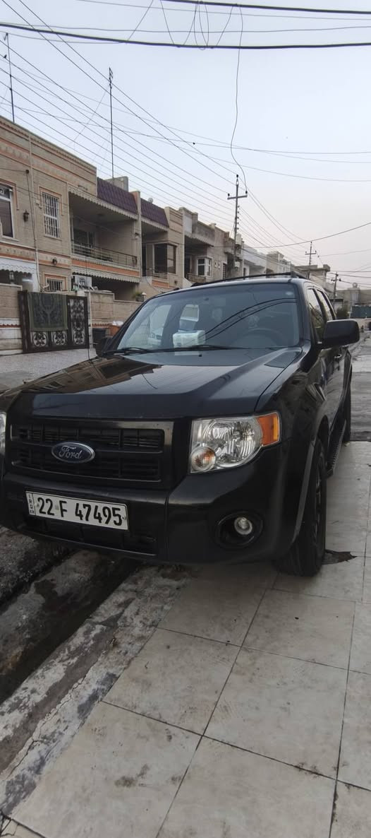 فۆرد اسکیپ 2008
مواصفات لمیتد 
شەش پستن 
کوشن جلد کارەبای هیتر 
سلایت 
دەبل ئەکسل 
جوارتایەی تازە 
بێ سبوخ بەی سەرهیلالی لای سەکن دواوە ساردەکوتە 
شەشەو کامیرە 
سعری 90
رەقەم تەلەفۆن 
***********
*********** أربيل, العراق
