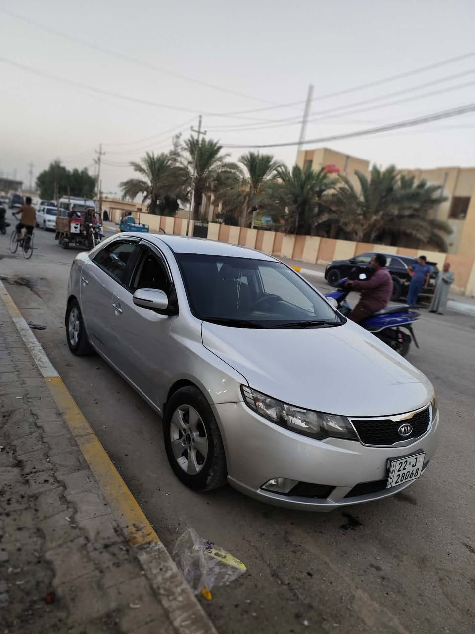 السلام عليكم سيراتو 13 خليجي  محرك 2000 دوش مكفولة السونار مرفق مع الصور  السعر 105 وبيها مجال مكاني كربلاء ***********
