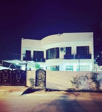 بيت مساحه 280 واجه 12 ونص بناء حديث منطقة السريدات القديمه اول مدخل يا...