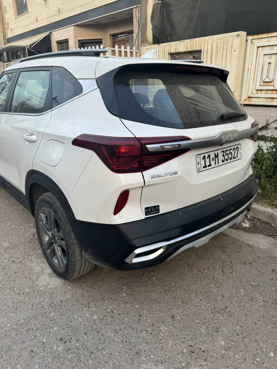 السلام عليكم كيا سيلتوز
موديل ٢٠٢٣ رقم بغداد ماشيه ٣٤ فقط 
بدون صبغ فقط بارد بالبنيد وشخط بالجاملغ 
صور البارد مرفق بالصور 
للجادين بالشراء الاتصال 
***********
