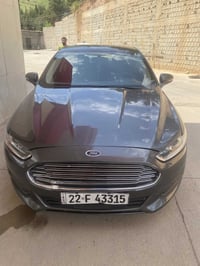 فورد فيوجن للبيع موديل 2016 محرك مرغوب 2500 بدون دواخل بجم كبس ضرر شوي...