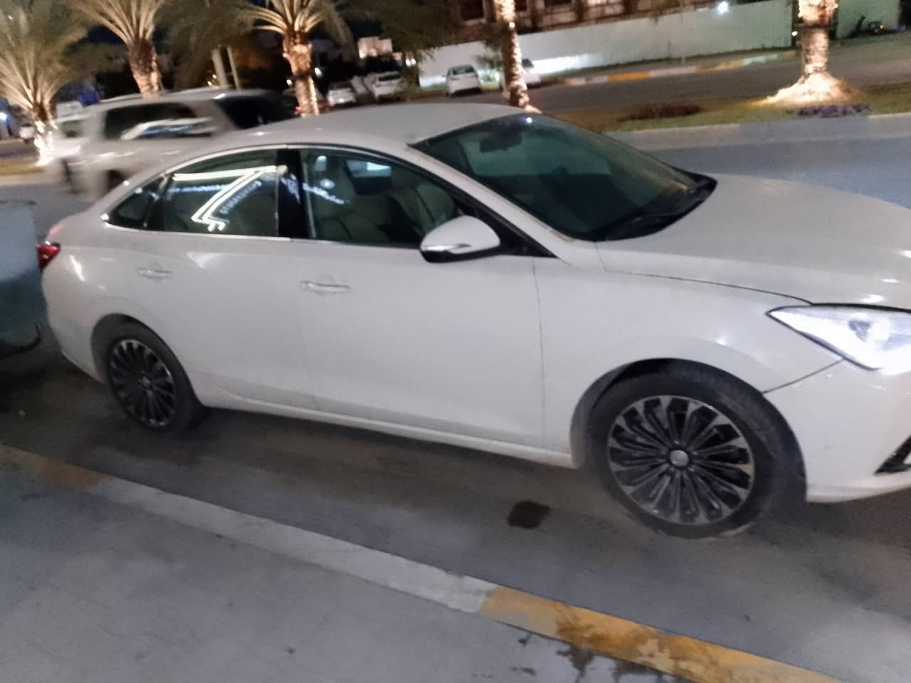 ايدو اكلاسك  سياره جاهزه كشنات جلد تحويل ثاني يوم ***********
