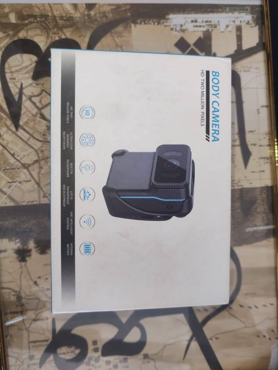 مميزاتهة 
ربط بلوتوث وايفاي تصوير4K
تسجيل صوت 
عزل المايكروفون جيد جدا 
منفذ رام 
مقاومة ماء 💦
مقاومة غبار 
مقاومة حرارة  
مقاومة للصدمات


**إذا كنت صاحب هذا الإعلان وتريد حذفه لأي سبب، رجاءا أرسل رسالة إلى الدعم الفني**