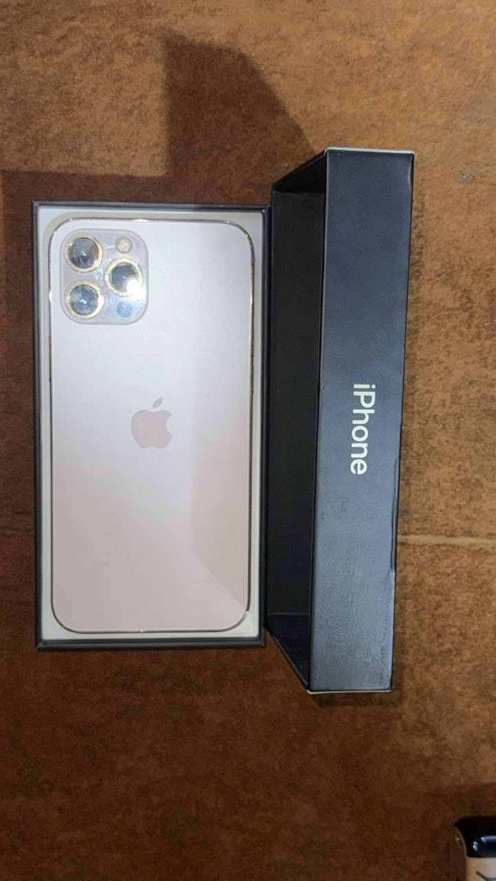 السلام عليكم آيفون 12 برو ماكس ذهبي ذاكره 256 بطاريه 79 فيس أيدي شغال الجهاز كله  شغال ونضيف أمانة الله ورسوله متواجد على البرنامج ، السعر 400


**إذا كنت صاحب هذا الإعلان وتريد حذفه لأي سبب، رجاءا أرسل رسالة إلى الدعم الفني**