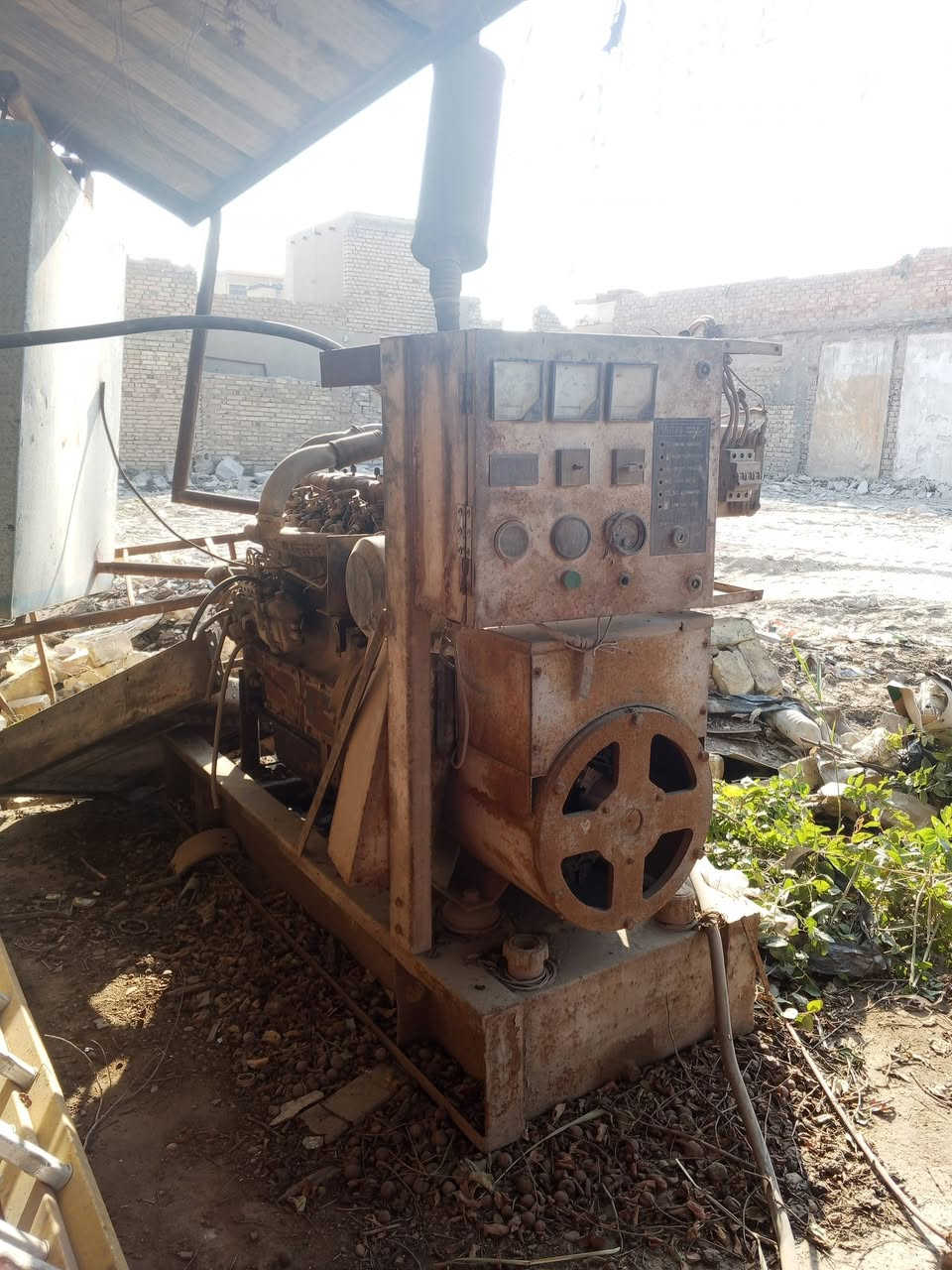 السلام عليكم مولد بيركنز صيني 50 كيفي المولده بها مشكله بسيطه تشتغل بس السوبر يحمى وتخ كور جديد بالكرتونه شديته تجفيف جديد بس من اشغلها تخربط والسوبر يجمر ابيع على هالحطه راس التوليد سليم كل شيء ما بيه مكان المولده التاجي سبع البور السعر ب 750 ***********
