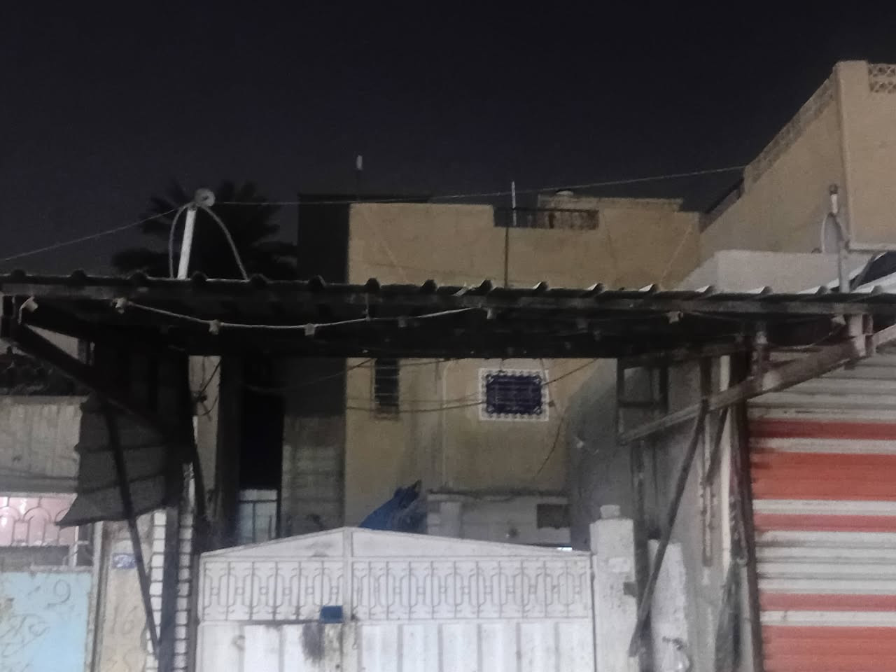 سلام عليكم عندي قمريه للبيع 5×3 مكاني بغداد جديده الغدير ***********
