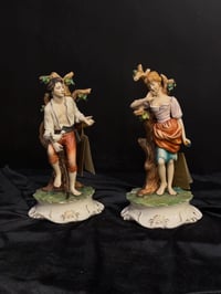 بورسلين نابولي • انتيك • حالة ممتازة