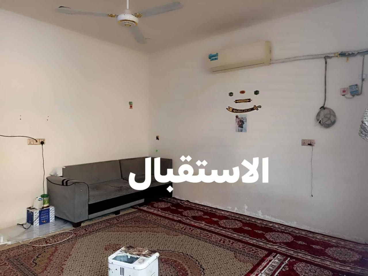 السلام عليكم دار للبيع السريدات الجديده الشارع المقابيل اسواق الشام المربع الثالث 
المساحه 120 متر طابق واحد سند 25
للاستفسار ***********
