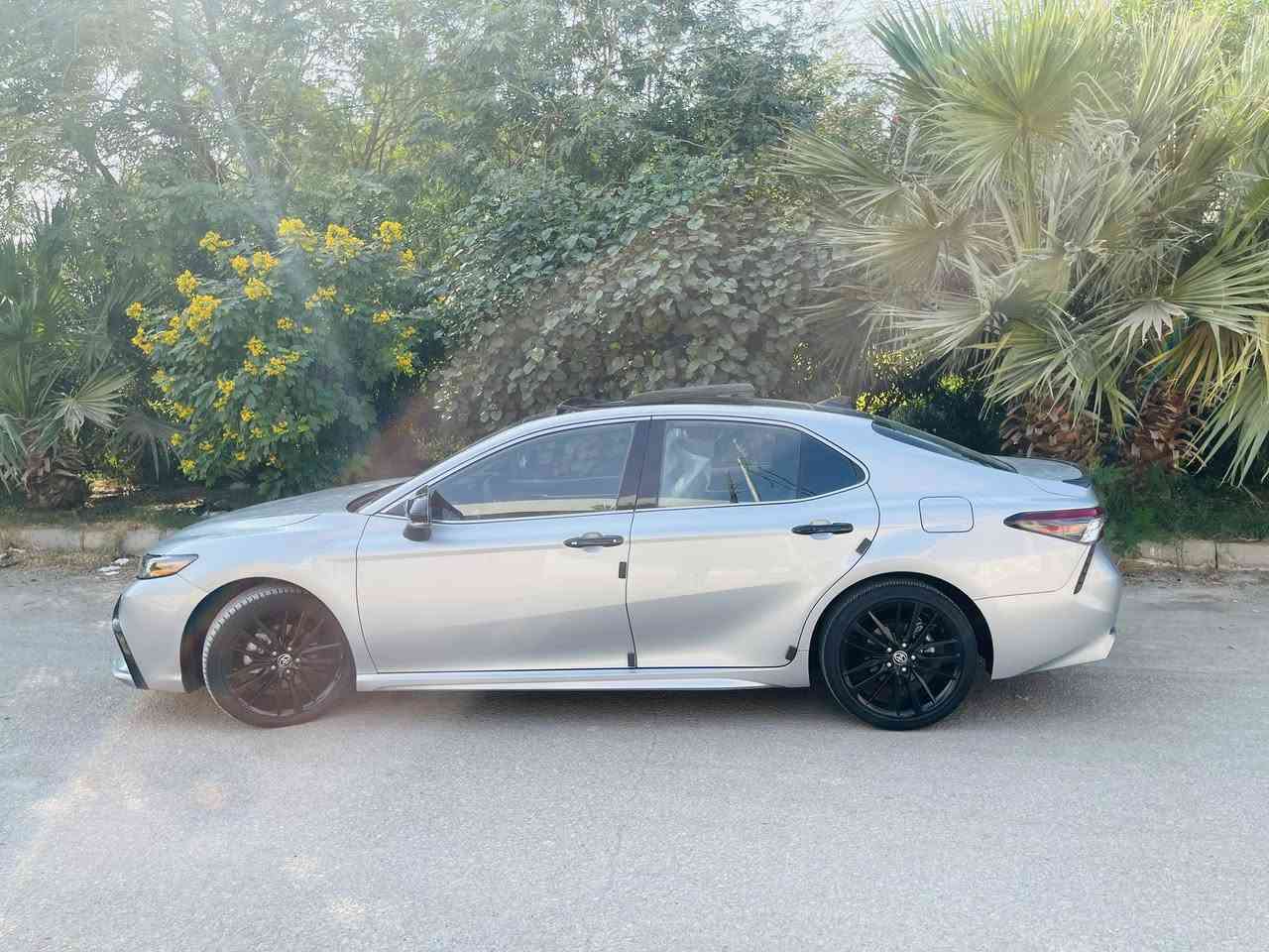 سلام عليكم
تويوتا كامري 

موديل 2024 (XSE) 

محرك V6)  3500) 

ماشيه 17 الف 

السيارة رقم بغداد بسمي تحويل ثاني يوم 

1- بصمه و دخول ذكي 

2- فتحه  بانوراما سقف اسود (جام)

3-نضام قياده أيكو + سبورت + نورمل  

4-كير أوتو + عادي

5- كشنات جلد

7- كشنات امامي كهربائي

8- مانع انزلاق

9-حساس أطارات 

11-شاشه كبير 

12- 5 كامرات 360 

14-شاشه اعطال

15-ويل كب R19

16-رادار جانبيه

17-رادار نقط العمياء

18-رادار الخطوط البيضاء 

19-اشاير بالمري 

20-فول تحكم ستيرن

22- ‏Led بك لايت و لايت 

23-نضام ABS

24- تبريد قطتين 

25-بلوتوث + aux + usb

26- تشغيل عن بعد

28- مثبت سرعه 

30. تحديد مسار 

31. لد بل بل دشبول 

32.داتاشو عرض بل جامه الاماميه

33. توقف ذاتي مانع تصادم 

34. سياقه ذاتيه 

35.تدفئة و تبريد كشنات

وبعد بيه مواصفاته 

  

الحادث بل منشور = الچاملغ والباب الامامي تبديل اصلي وصبغ والباب الخلفي نفسه تعمير وصبغ تصليح درجه اولا وبيه ايرباك برده (فقط) ###

السياره جديده بمعنى الكلمه مال جناي  ومابيه اي نقص 

جاهزه من كلشي بچم كبس 

 مكاني ميسان   

الاستفسار الاتصال ***********
