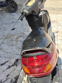 فراشة • نثية • يحتاج حساس
