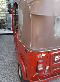 شباب تكتك للبيع موديل 2022شهر ١١ تكتك مكفوله وخير من الله العنوان بغدا...