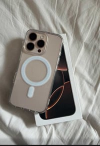 ايفون 16 برو ماكس ايفون 16 برو ماكس نضافه 100‎%‎100   ذاكرة 256 بطارية...