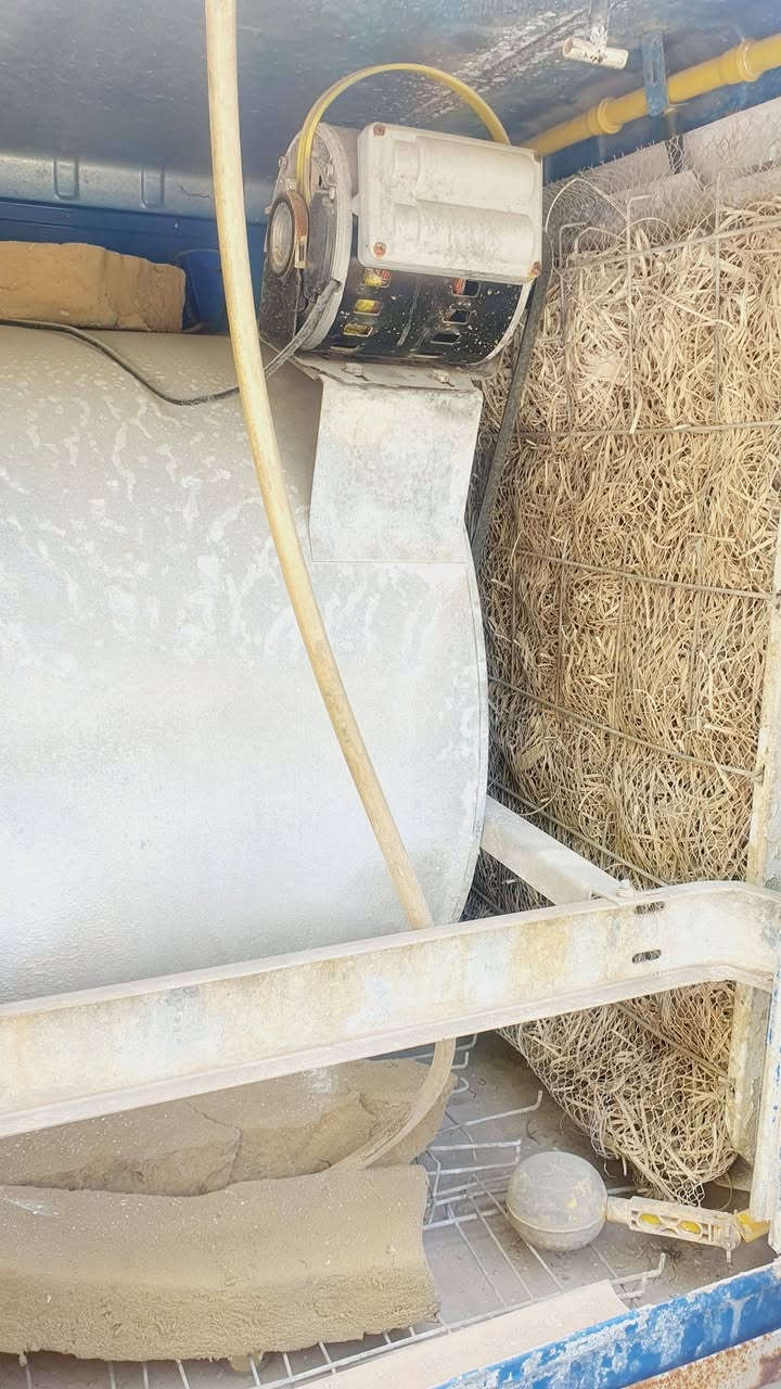 مبرده حجم ٤.٥ سعر ١٥٠ وبيها مجال 
***********
