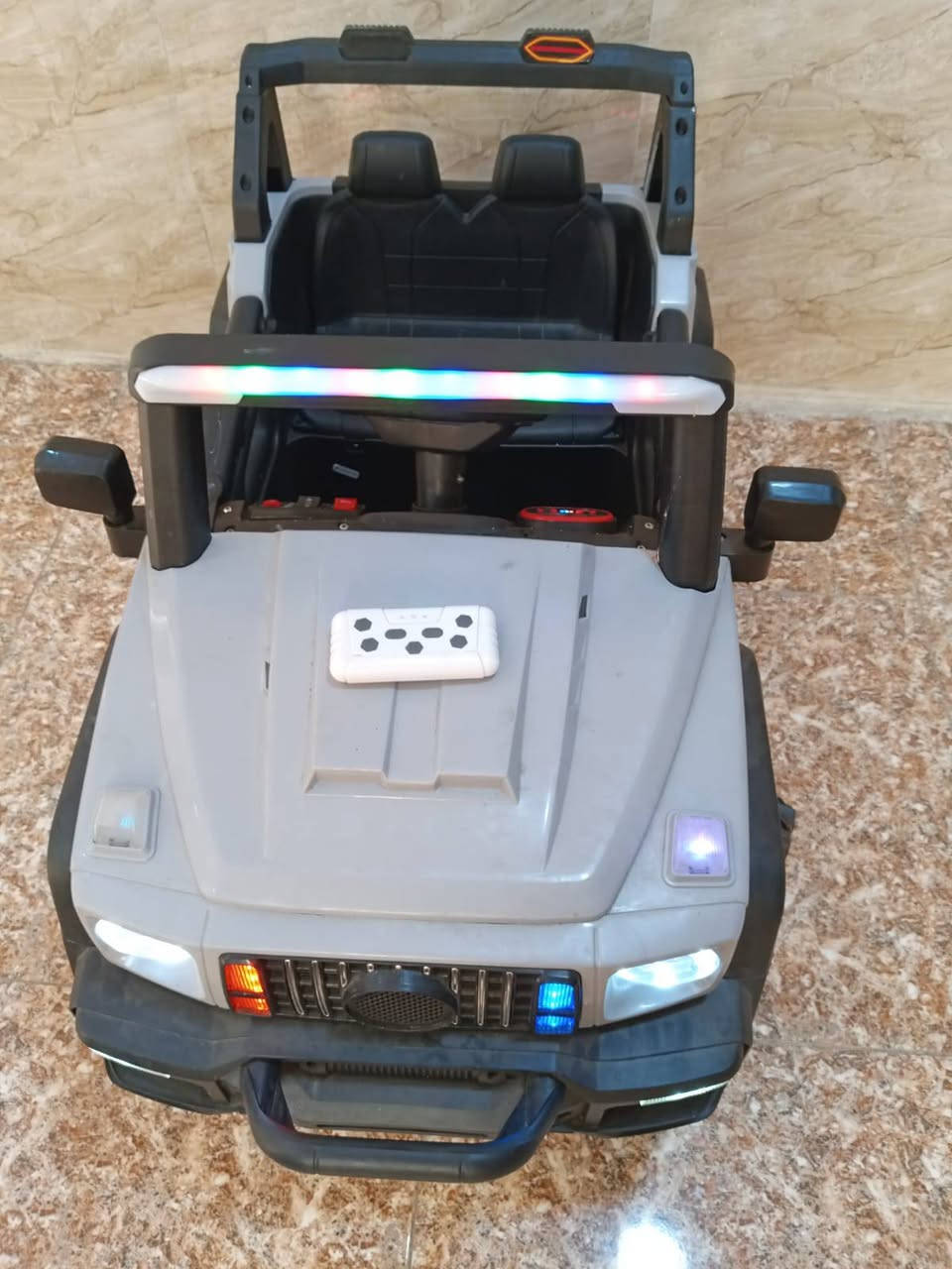 سياره اطفال شحن شرط الفحص سياره ستخدامها كلش قليل بيه ريمونت قياده تنساق من خلال الريمونت ومن خلال السياره مكاني بصره طويسه سعرها 175 وبيه مجال كلش بسيط


**إذا كنت صاحب هذا الإعلان وتريد حذفه لأي سبب، رجاءا أرسل رسالة إلى الدعم الفني**