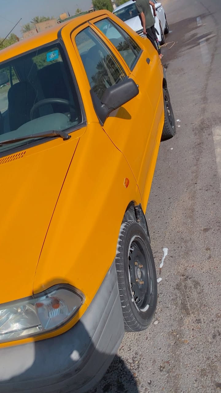 # سلام عليكم سايبا مويل ٢٠١٨  نظيفه
بدون تبديل بدون صبغ  بيه بارد على كد شبر 

صدر تبريد تايرات جديده شاشه دوشمه حديده 

السعر   ٥٠ وبيه مجال. العنوان الشعب  رقم بغداد بسمي

للاستفسار اتصال ***********
