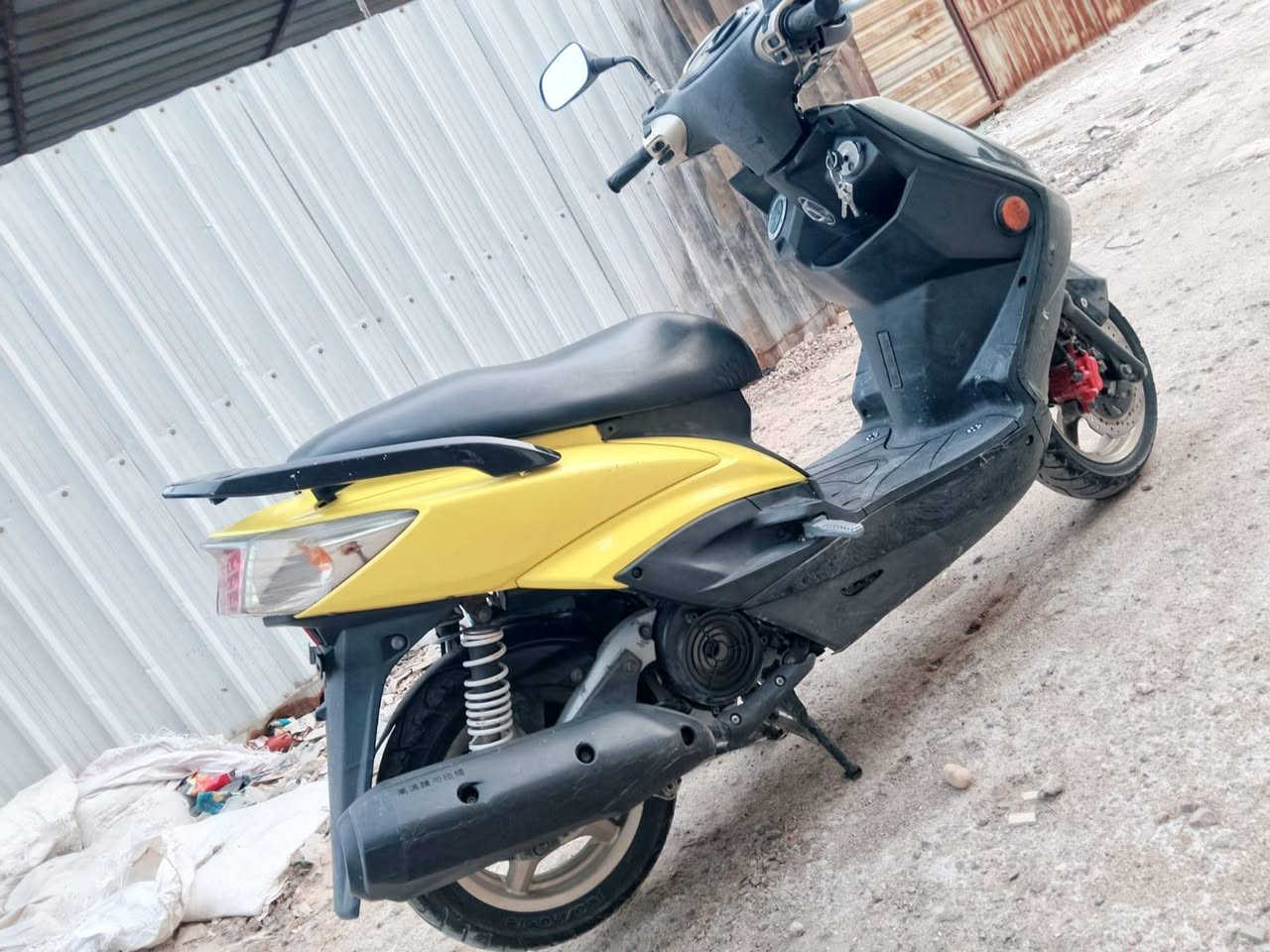 السلام عليكم شباب دراجة سكنس فحل طلاعات مال رمبة مكفولة كفالة عامة السعر تسعمية وخمسين وبيها مجال بسيط مكاني بغداد الشعب الرقم ***********
