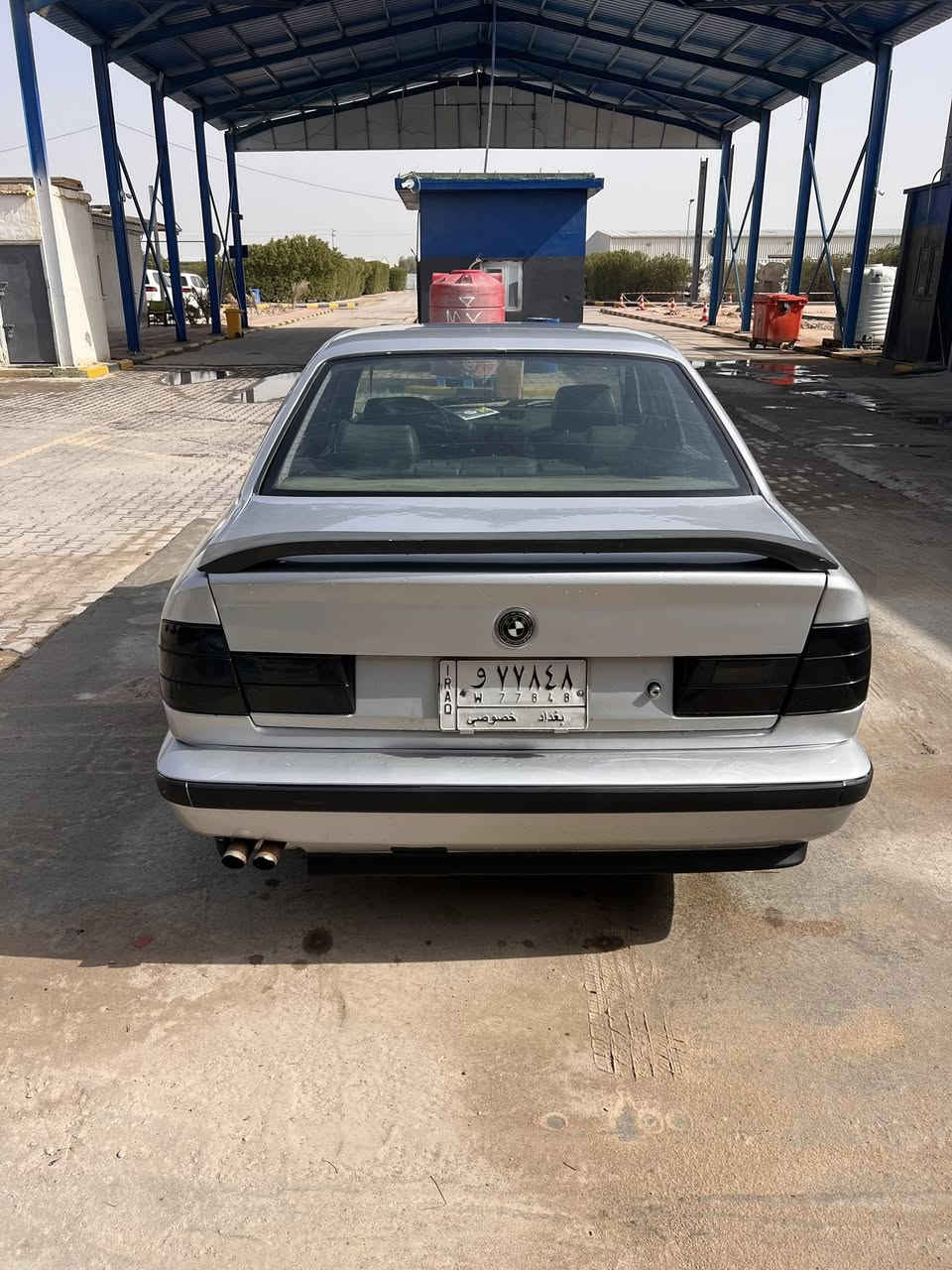 بي ام موديل 90 رقم بغداد بسم صديق  سنويه ال27  مصبوقه جماليه  غرفه توّه مشدوده مكينه خير من الله عدله حداديه شرط الفحص كير اودو تبريد عاطل كبرييسر فقط  525  العنوان البصره ابو صخير رقم الهتف فقط وتساب *********** السعر58 وبيه مجال
