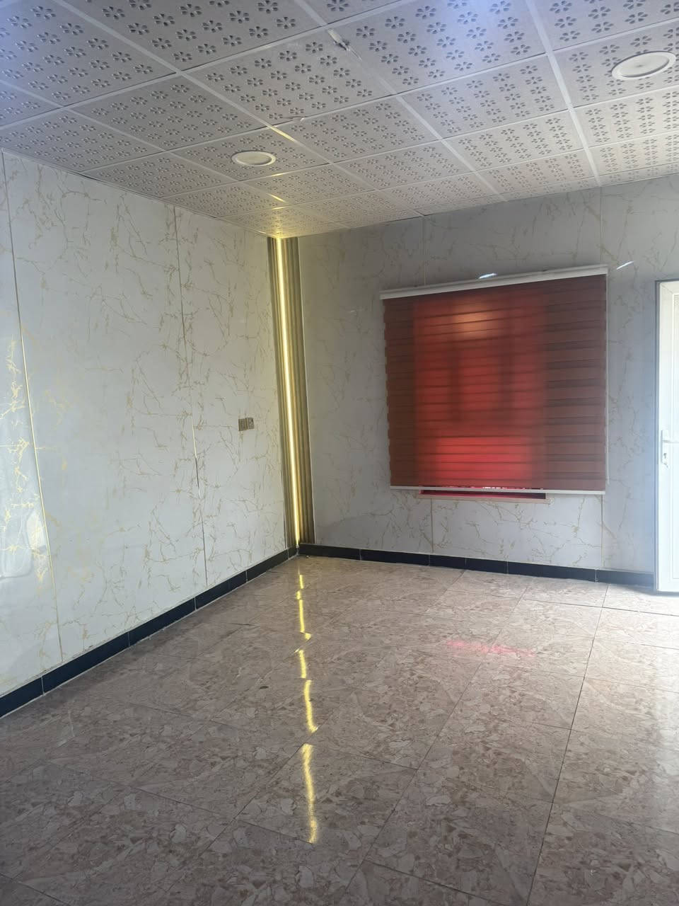 بيت لبيع تجاوز صالة وغرفة ومطبخ وحمام خدمات كامله حي التراث مال البياع قريب على تقاطع الربيعي 80 متر سعره 17 وبي مجال


**إذا كنت صاحب هذا الإعلان وتريد حذفه لأي سبب، رجاءا أرسل رسالة إلى الدعم الفني**