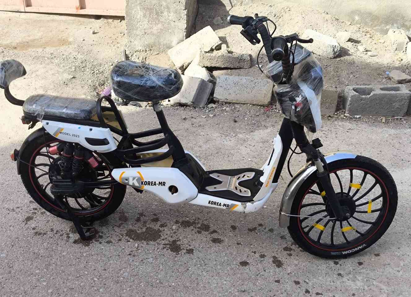 السلام عليكم ورحمة الله وبركاتة دراجة شحن للبيع مكان ديالى بعقوبة السعر 175وبي مجال اي استفسار علة هذا الرقم ***********
