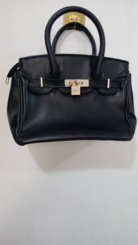 اكسسوارات شخصية • بلاش