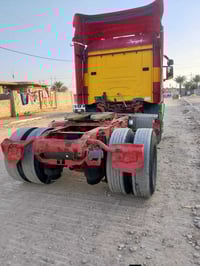 سكانيه البيع الفينيه سعر 100وبيهه مجال 07701740588